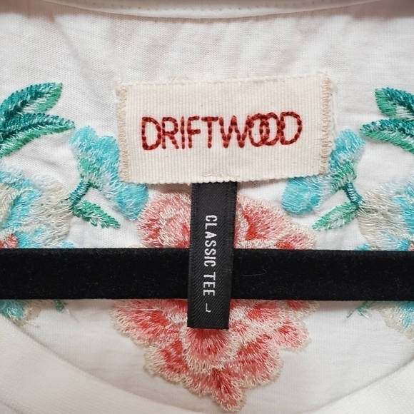 DRIFTWOOD WHITE CLASSIC TEE T-SHIRT GREEN CORAL FLORAL EMBROIDERY WOMEN LARGE - Picture 10 of 16